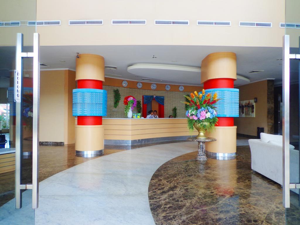Sapadia Hotel Siantar Pematang Siantar Exterior foto